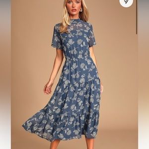 NWOT Lulus Floral Dressed Up Dusty Blue Floral Print Midi Dress